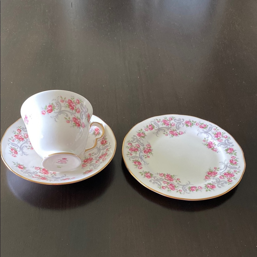 MCM Royal Osborne Elegant White Bone China Tea Cup & Saucer & Plate Set!